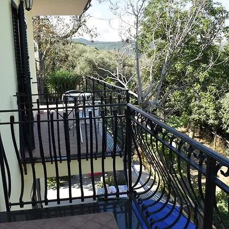 Di Martino Lodge *
